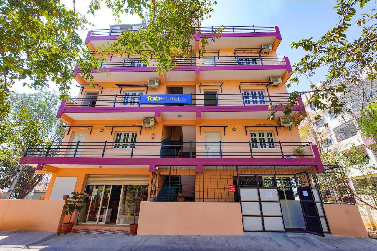 Fabexpress Manyu Inn - Nr Haralur Road Bengalúr Exteriér fotografie